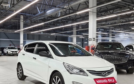 Hyundai Solaris II рестайлинг, 2014 год, 865 000 рублей, 2 фотография