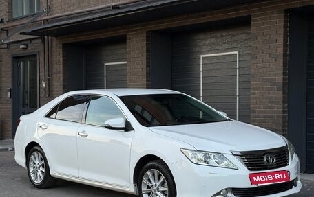 Toyota Camry, 2013 год, 1 750 000 рублей, 2 фотография
