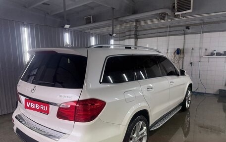 Mercedes-Benz GL-Класс, 2015 год, 2 900 000 рублей, 2 фотография