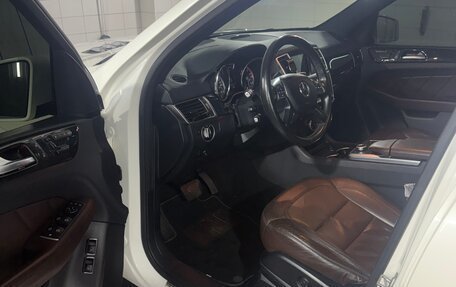Mercedes-Benz GL-Класс, 2015 год, 2 900 000 рублей, 13 фотография