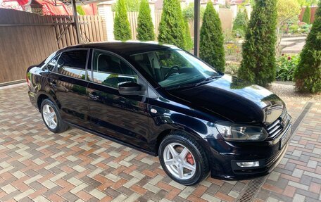 Volkswagen Polo VI (EU Market), 2015 год, 810 000 рублей, 3 фотография