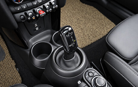 MINI Hatch, 2022 год, 1 840 000 рублей, 13 фотография