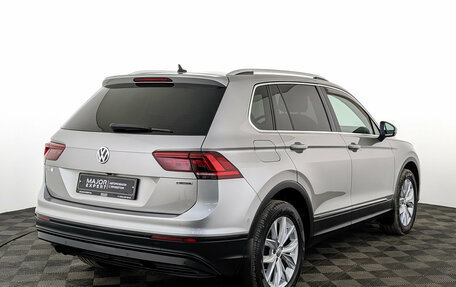 Volkswagen Tiguan II, 2018 год, 2 910 000 рублей, 5 фотография