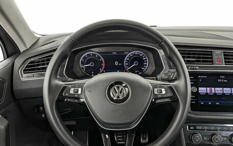 Volkswagen Tiguan II, 2018 год, 2 910 000 рублей, 22 фотография
