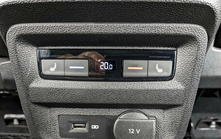 Volkswagen Tiguan II, 2018 год, 2 910 000 рублей, 26 фотография