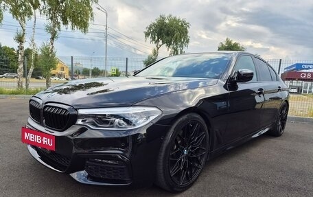 BMW 5 серия, 2019 год, 3 390 000 рублей, 3 фотография