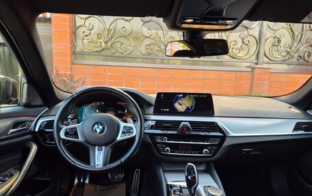 BMW 5 серия, 2019 год, 3 390 000 рублей, 17 фотография