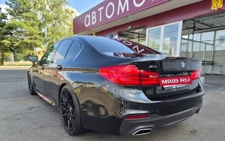 BMW 5 серия, 2019 год, 3 390 000 рублей, 13 фотография