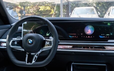 BMW 7 серия, 2025 год, 13 590 001 рублей, 17 фотография