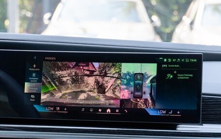 BMW 7 серия, 2025 год, 13 590 001 рублей, 18 фотография