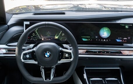 BMW 7 серия, 2025 год, 13 590 001 рублей, 16 фотография