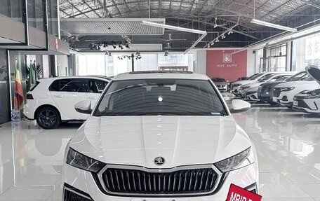 Skoda Octavia IV, 2022 год, 2 055 000 рублей, 1 фотография