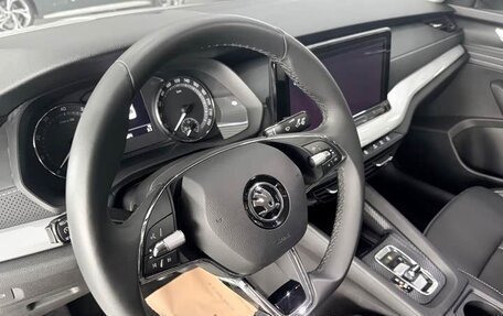 Skoda Octavia IV, 2022 год, 2 055 000 рублей, 10 фотография