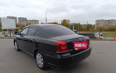 Toyota Avensis III рестайлинг, 2004 год, 599 000 рублей, 4 фотография