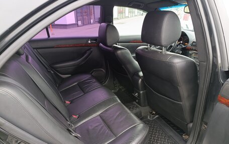 Toyota Avensis III рестайлинг, 2004 год, 599 000 рублей, 13 фотография