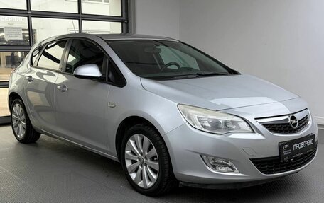 Opel Astra J, 2011 год, 499 000 рублей, 3 фотография