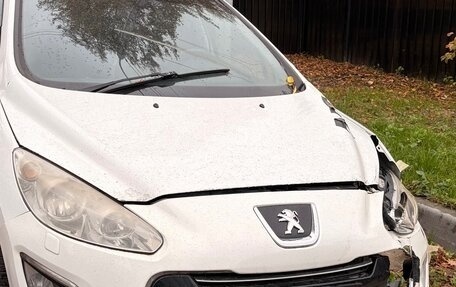 Peugeot 308 II, 2011 год, 190 000 рублей, 4 фотография