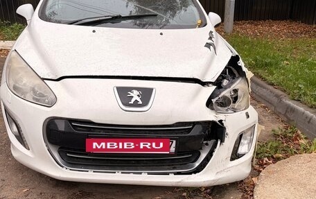 Peugeot 308 II, 2011 год, 190 000 рублей, 5 фотография