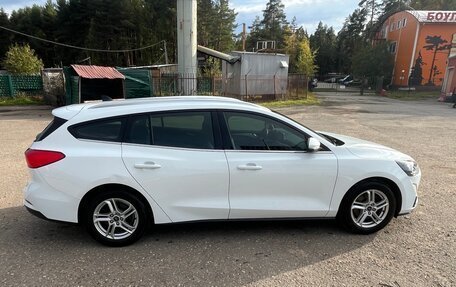 Ford Focus IV, 2021 год, 1 800 000 рублей, 2 фотография
