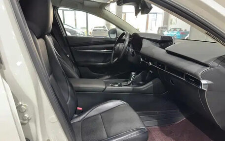 Mazda 3, 2022 год, 1 437 000 рублей, 9 фотография