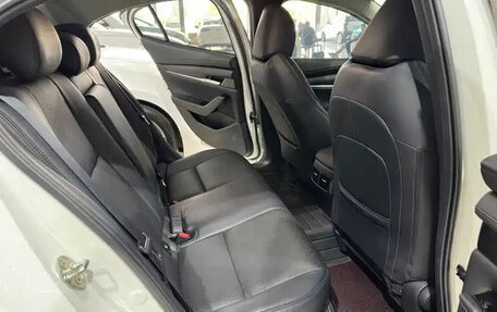 Mazda 3, 2022 год, 1 437 000 рублей, 11 фотография