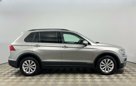Volkswagen Tiguan II, 2020 год, 2 370 000 рублей, 5 фотография