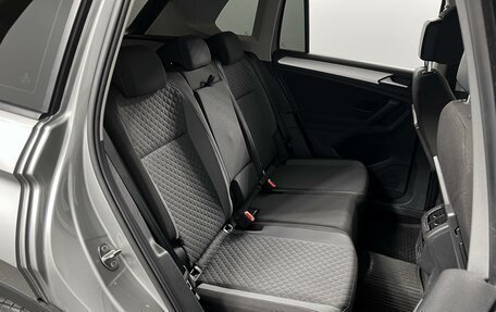 Volkswagen Tiguan II, 2020 год, 2 370 000 рублей, 7 фотография