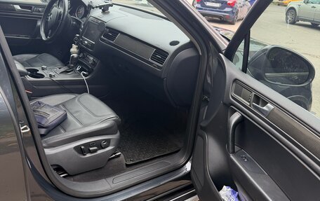 Volkswagen Touareg III, 2012 год, 1 850 000 рублей, 7 фотография
