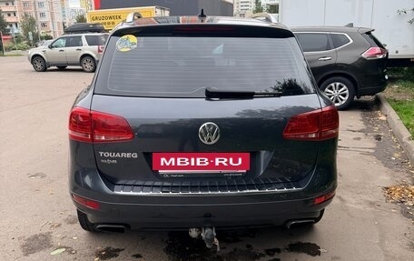 Volkswagen Touareg III, 2012 год, 1 850 000 рублей, 4 фотография