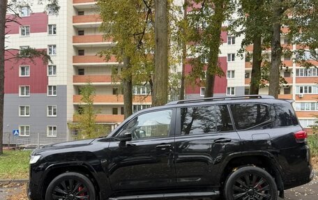 Toyota Land Cruiser, 2022 год, 10 500 000 рублей, 2 фотография