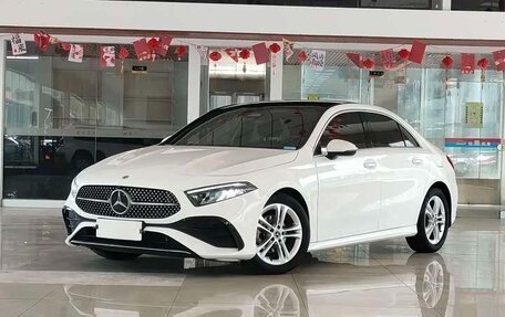 Mercedes-Benz A-Класс, 2023 год, 1 950 004 рублей, 1 фотография