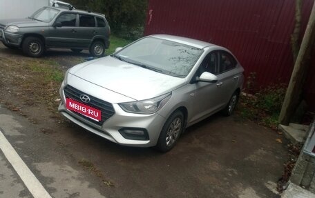 Hyundai Solaris II рестайлинг, 2019 год, 1 250 000 рублей, 1 фотография