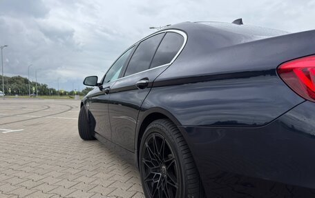 BMW 5 серия, 2013 год, 1 300 000 рублей, 3 фотография