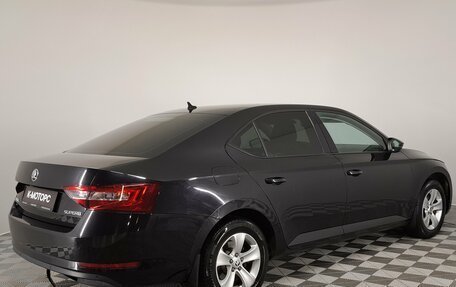 Skoda Superb III рестайлинг, 2018 год, 1 790 000 рублей, 5 фотография