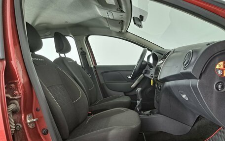 Renault Sandero II рестайлинг, 2019 год, 1 290 000 рублей, 19 фотография