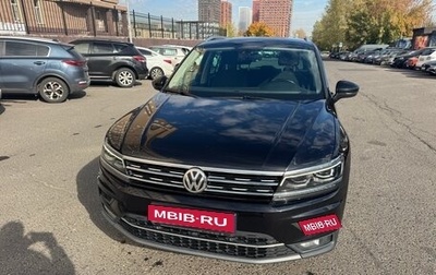 Volkswagen Tiguan II, 2018 год, 3 000 000 рублей, 1 фотография