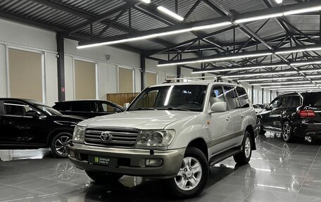 Toyota Land Cruiser 100 рестайлинг 2, 2005 год, 2 490 000 рублей, 1 фотография