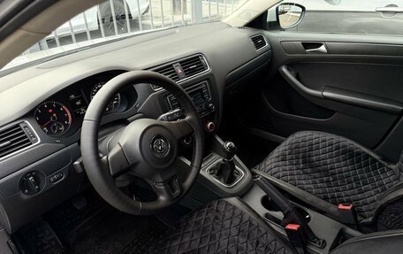 Volkswagen Jetta VI, 2014 год, 900 000 рублей, 13 фотография