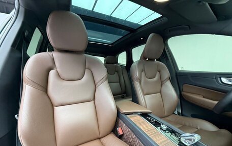 Volvo XC60 II, 2022 год, 4 700 000 рублей, 7 фотография