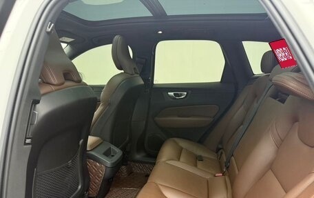Volvo XC60 II, 2022 год, 4 700 000 рублей, 9 фотография