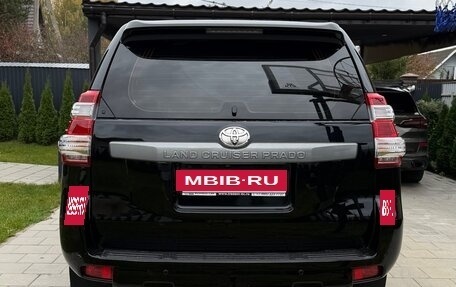Toyota Land Cruiser Prado 150 рестайлинг 2, 2015 год, 3 400 000 рублей, 6 фотография