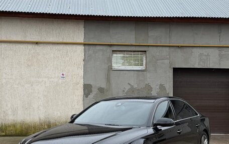 Audi A8, 2012 год, 1 350 000 рублей, 11 фотография