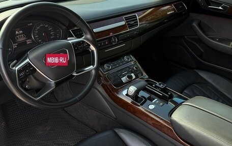 Audi A8, 2012 год, 1 350 000 рублей, 13 фотография