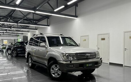 Toyota Land Cruiser 100 рестайлинг 2, 2005 год, 2 490 000 рублей, 5 фотография