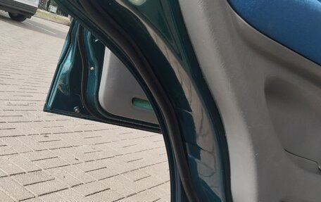 Toyota RAV4, 2000 год, 720 000 рублей, 8 фотография