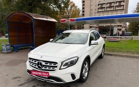 Mercedes-Benz GLA, 2019 год, 3 290 000 рублей, 3 фотография