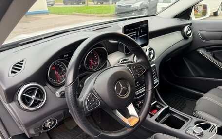 Mercedes-Benz GLA, 2019 год, 3 290 000 рублей, 11 фотография