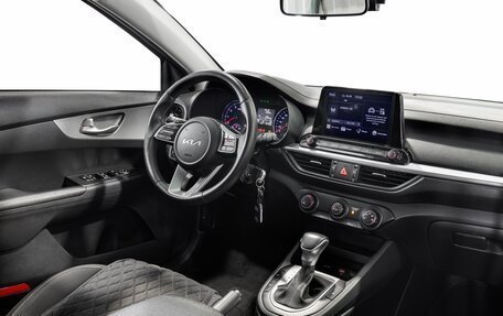 KIA Cerato IV, 2022 год, 2 200 000 рублей, 18 фотография