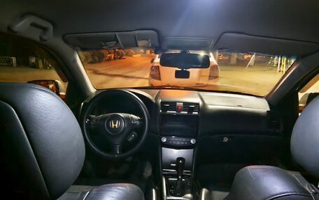 Honda Accord VII рестайлинг, 2006 год, 850 000 рублей, 7 фотография
