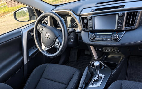Toyota RAV4, 2016 год, 2 150 000 рублей, 4 фотография
